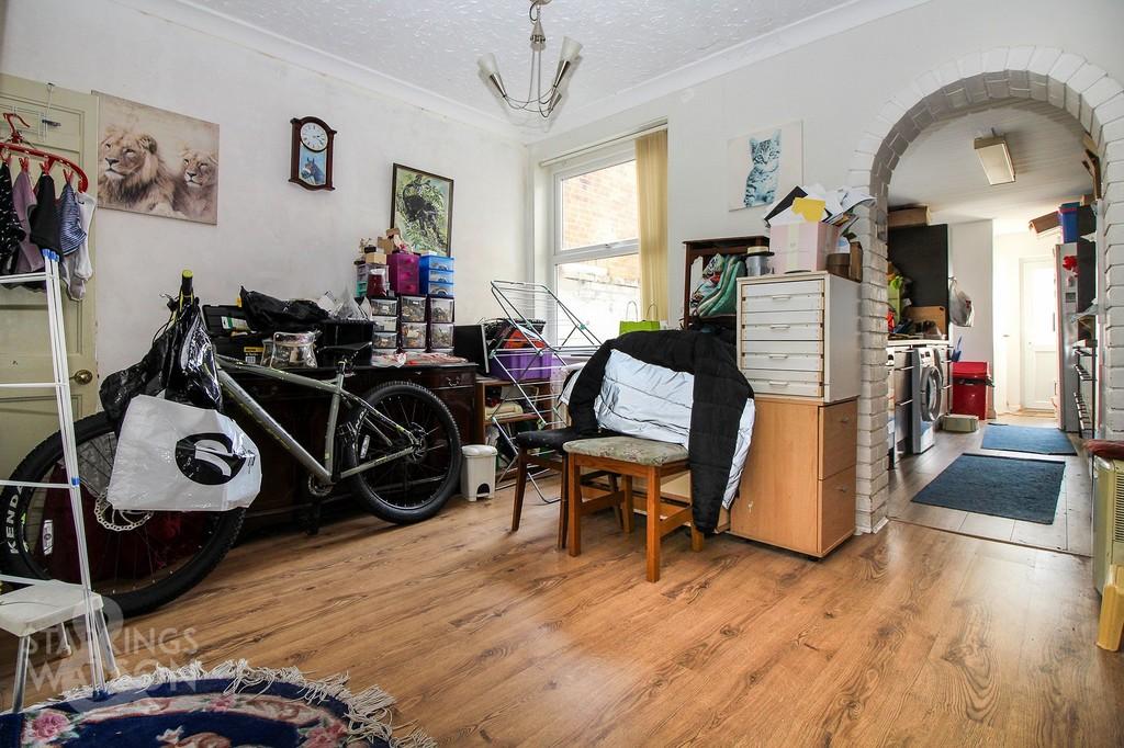 Palgrave Road, Great Yarmouth 3 bed terraced house £180,000