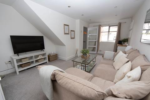5 Ambergate Drive, Cardiff, CF23 8AX