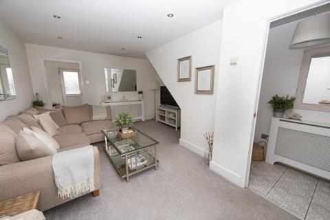 5 Ambergate Drive, Cardiff, CF23 8AX