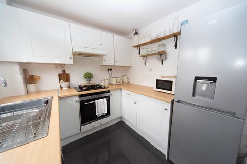 5 Ambergate Drive, Cardiff, CF23 8AX