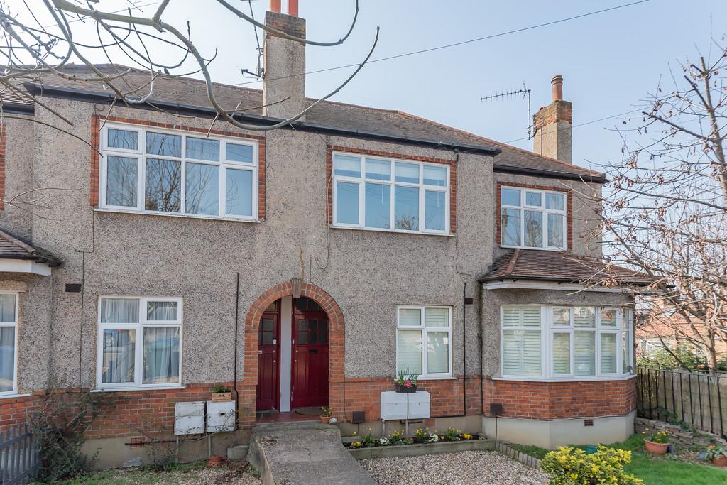 Eton Avenue, 2 bed £425,000