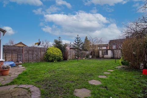19 Green Lane, Warwick, CV34 5BP