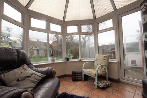 19 Green Lane, Warwick, CV34 5BP