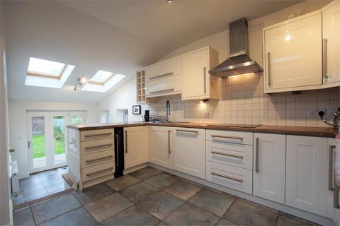 29 Beauchamp Road, Warwick, CV34 5NU