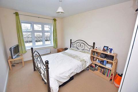 2 bedroom apartment to rent - Hazlitt Drive, Maidstone
