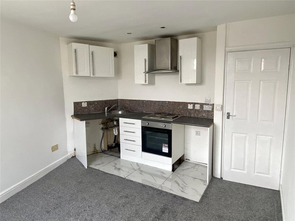 Huddersfield Road, Liversedge, WF15 1 bed apartment £115,000