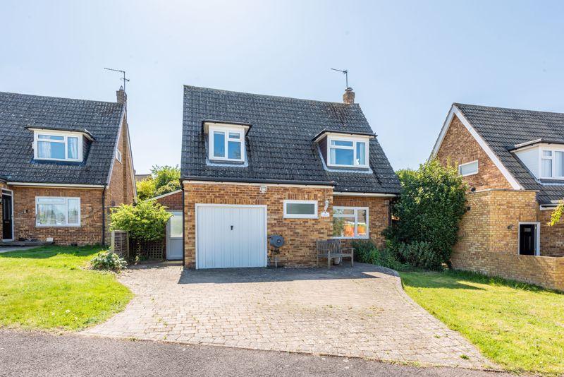 Bookham 4 bed detached house £699,950