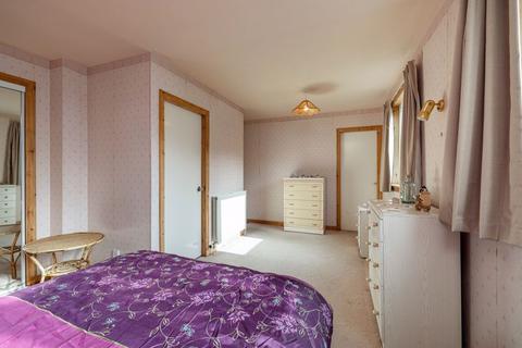 Lucknow Cottage Dingleton Road, Melrose, TD6 9QP