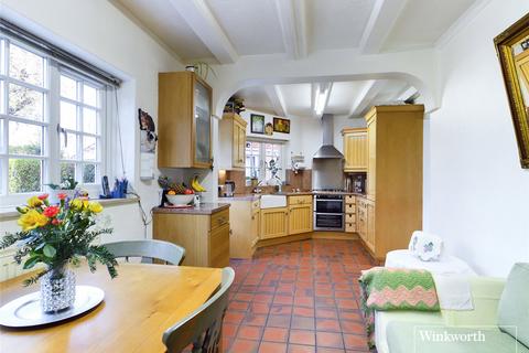 Goldsmith Lane, Kingsbury NW9