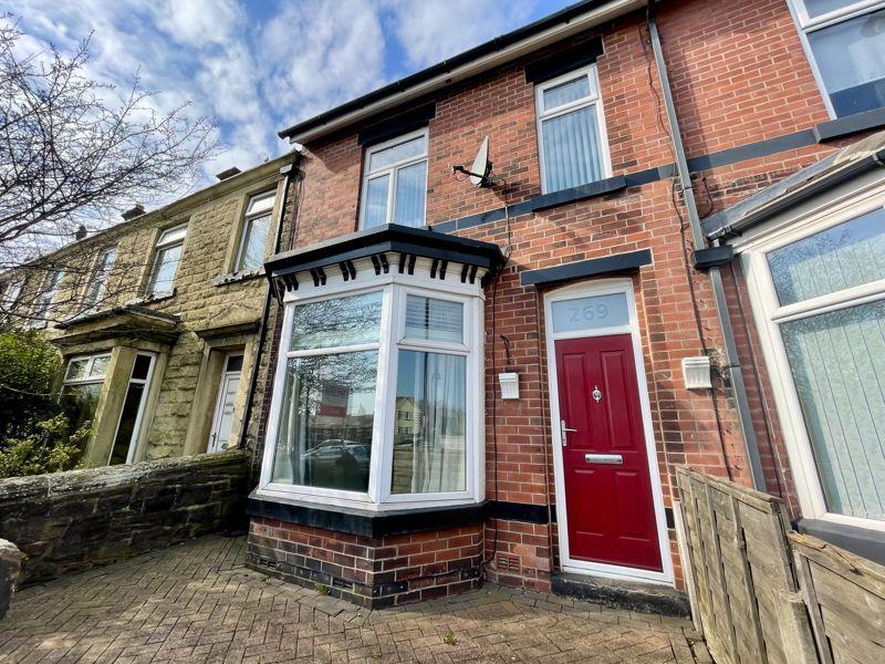 Tonge Moor Road, Bolton *AVAILABLE NOW* 3 bed terraced house £750 pcm