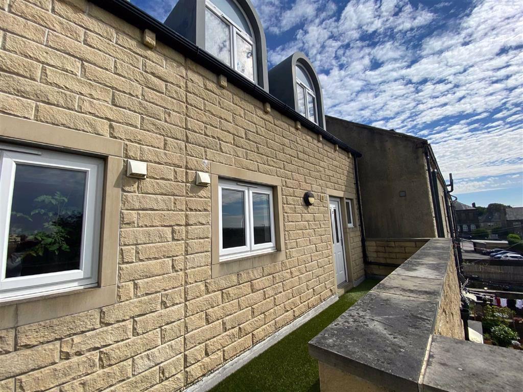 Windsor Mews, Hipperholme, Halifax, HX3 2 bed flat £625 pcm (£144 pw)