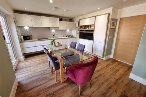 10 Farthing Way, Mansfield, NG18 6AD