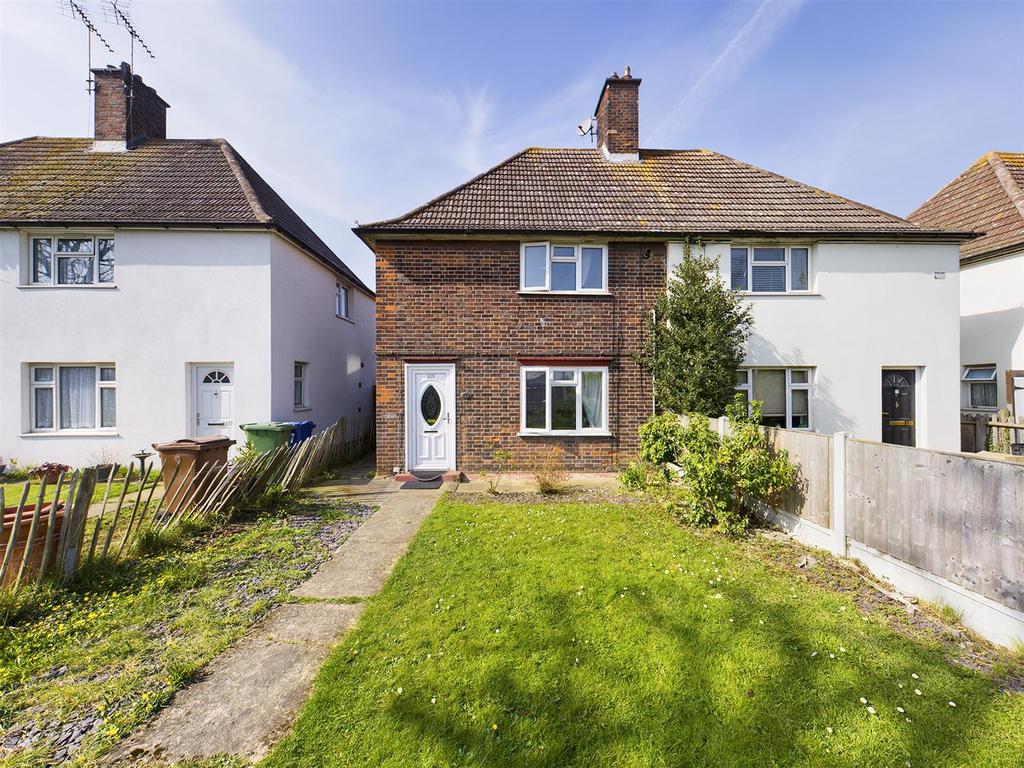 St Chads Road, Tilbury 3 bed house £340,000