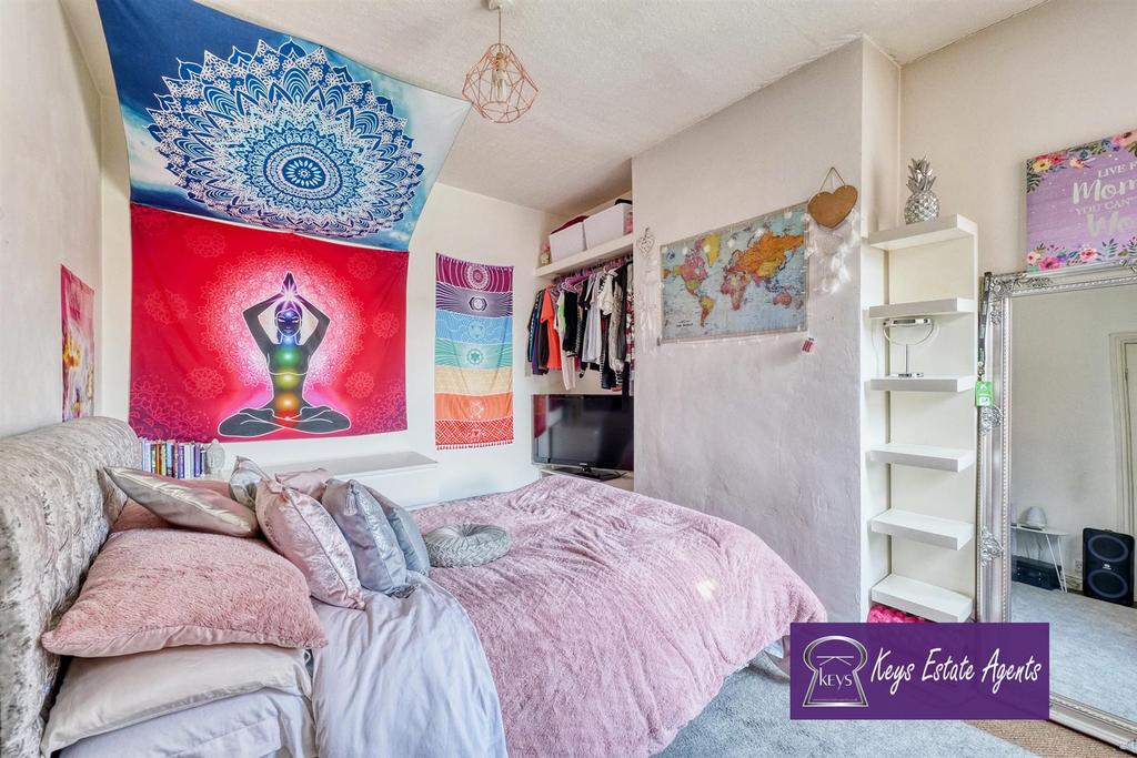 BEDROOM (rear)