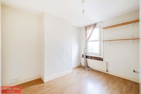 54 Acacia Road, Walthamstow, London, E17 8BW