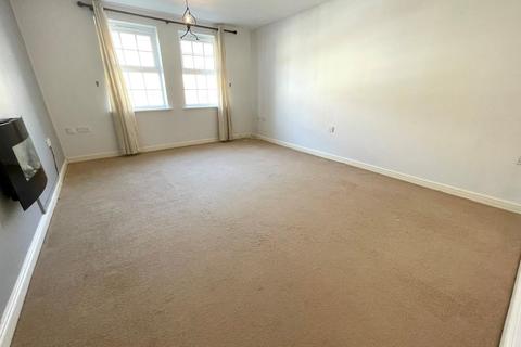 82 Finney Drive, Grange Park, Northampton, NN4 5DT