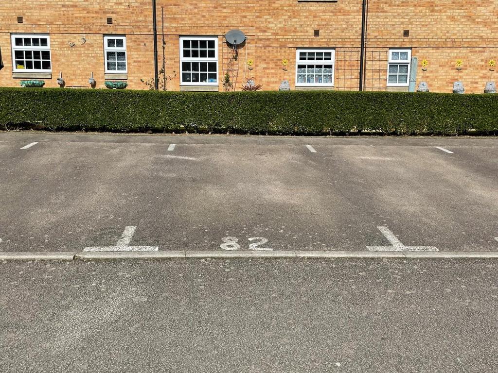 Parking.jpg