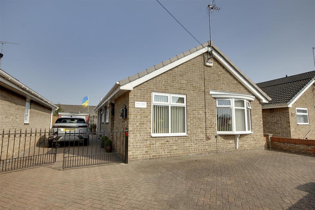 Maplewood Avenue, Hull 2 bed detached bungalow £239,950