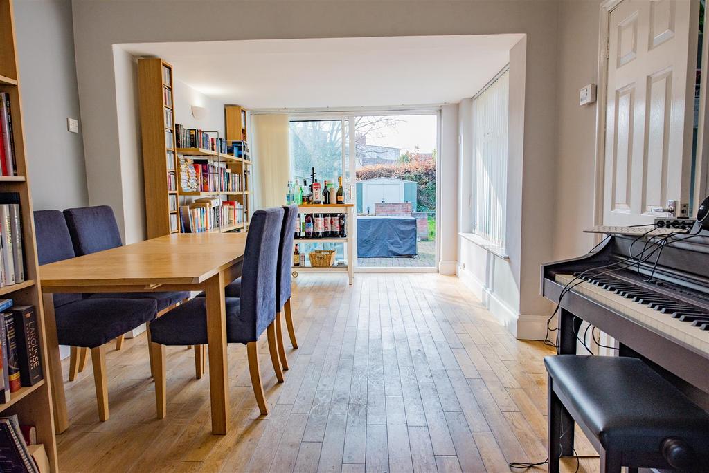 Dining/Garden Room