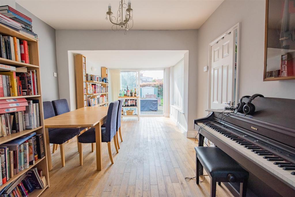 Dining/Garden Room