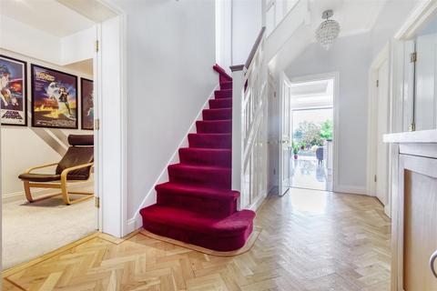 49 Maple Road, Surbiton, KT6 4AF