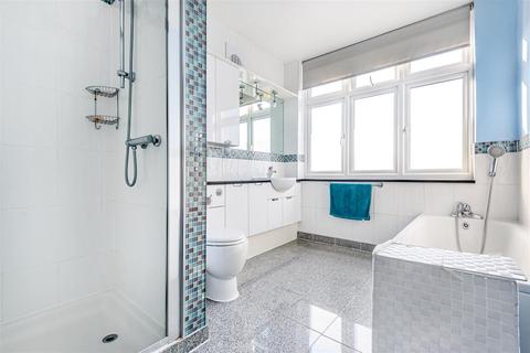 49 Maple Road, Surbiton, KT6 4AF