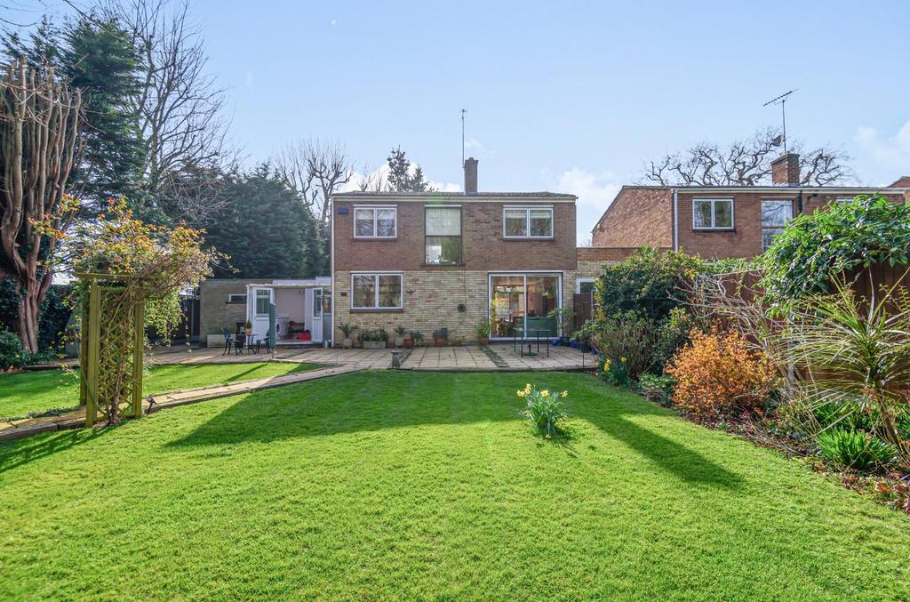 Tor Bryan, Ingatestone 4 bed detached house £800,000