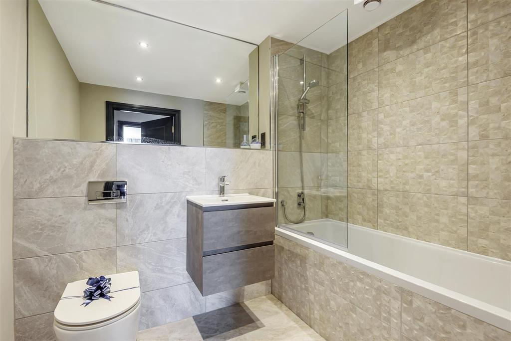 Main Bathroom