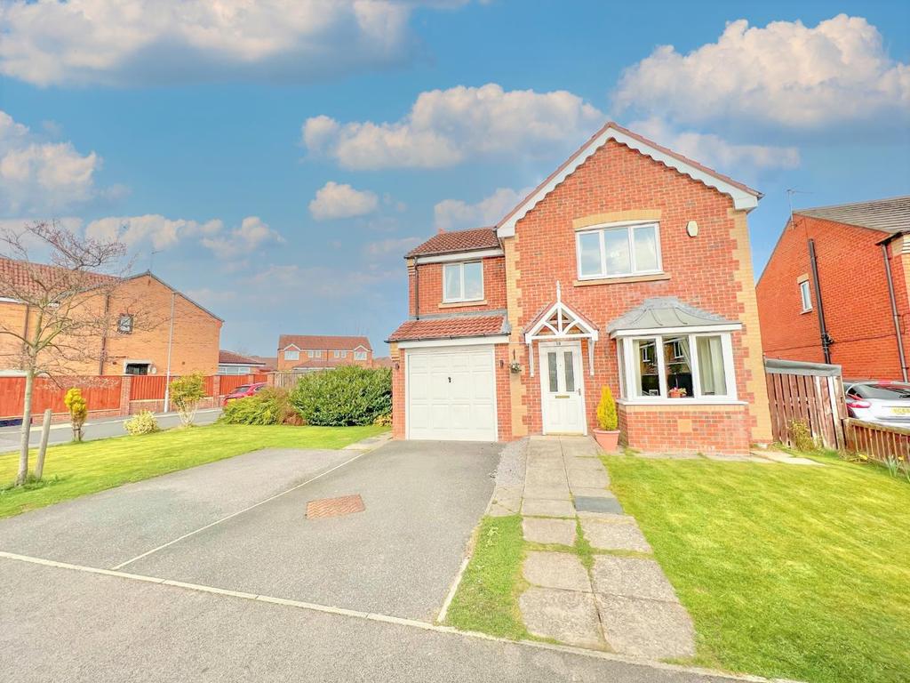 Armstrong Drive, Willington, Crook 4 bed detached house £215,000