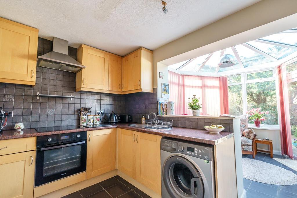 Lindley Wood Grove, Clifton Moor, York 2 bed semidetached house £260,000