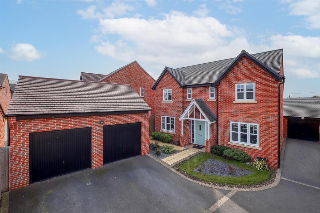 Belfry Place, Shepshed 4 bed detached house £425,000