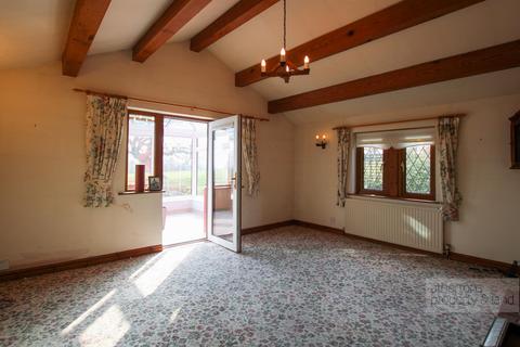 2 bedroom detached bungalow for sale - Talbot Bridge, Bashall Eaves, Ribble Valley