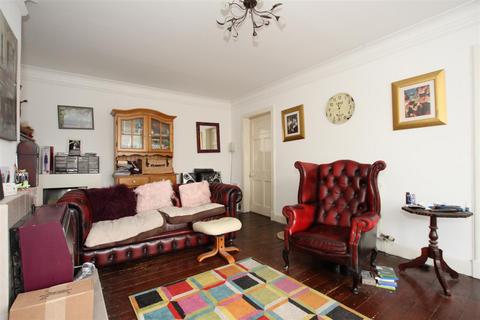 Dunan Townhead, Auchterarder, PH3 1JG