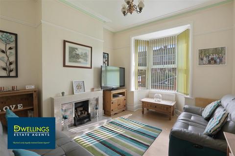 20 Alexandra Road, Burton-on-trent, DE15 0JD