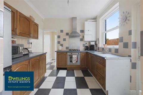 20 Alexandra Road, Burton-on-trent, DE15 0JD