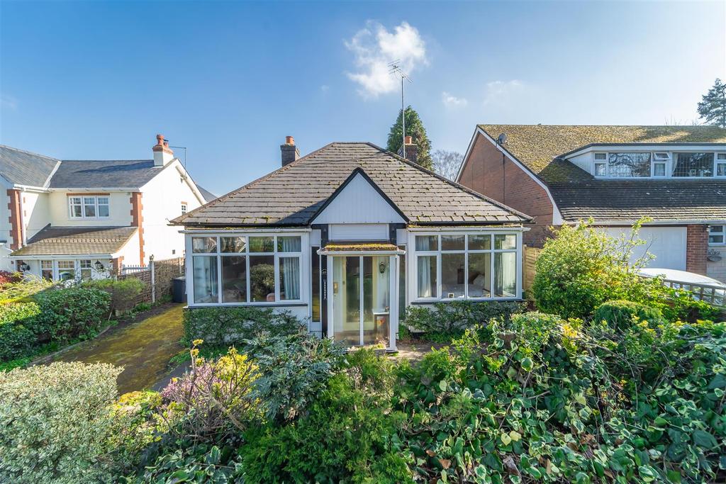 69 Chapel Lane, Codsall, Wolverhampton 3 bed detached bungalow £375,000