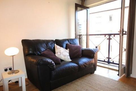 2 bedroom apartment to rent, Langtons Wharf