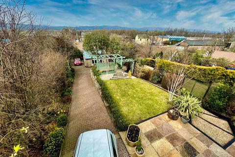 2 Kersland Road, Glengarnock, Beith, KA14 3BA