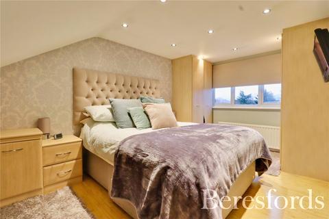 24 Mendip Road, Hornchurch, RM11 1LL