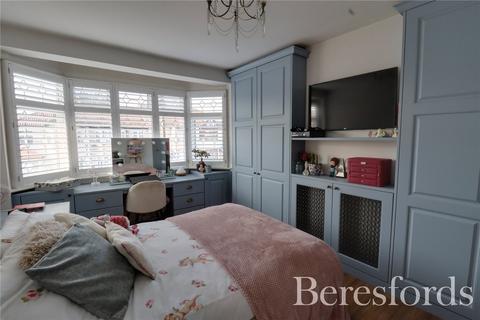 24 Mendip Road, Hornchurch, RM11 1LL