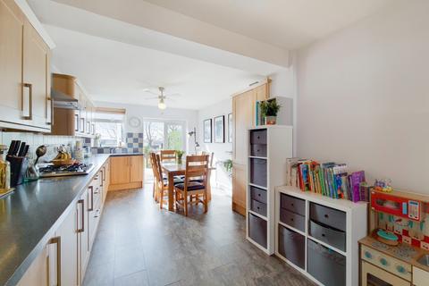 14 Queenscroft Road, London, SE9 5EH