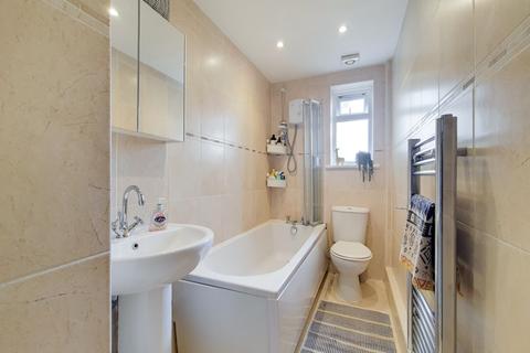 14 Queenscroft Road, London, SE9 5EH