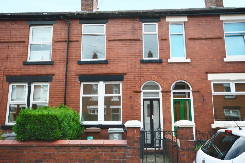 Street, Elworth, Sandbach, CW11 2 bed terraced house £170,000
