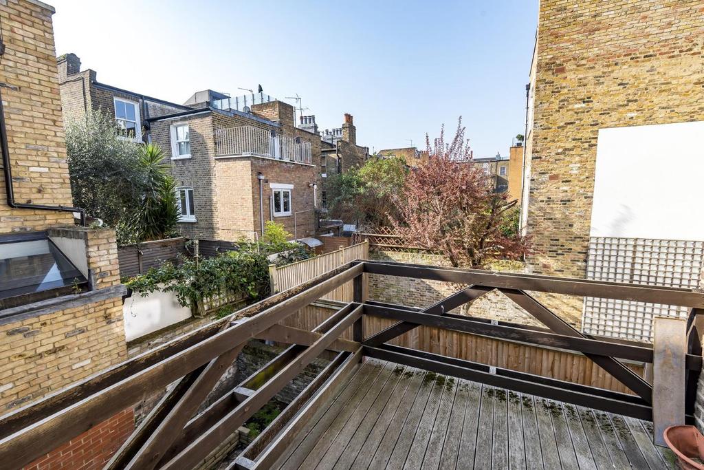 Halford Road, Fulham 1 bed flat £500,000