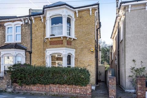 106 Howson Road, London, SE4 2AU