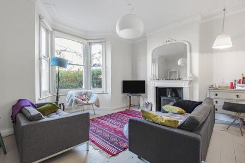 106 Howson Road, London, SE4 2AU