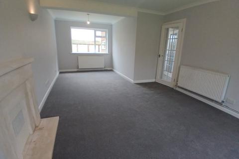 2 bedroom apartment to rent, Ladbroke Road, Redhill
