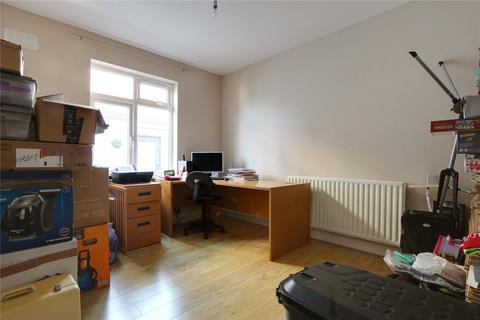 15 Bushey Road, Ickenham, Uxbridge, UB10 8JS