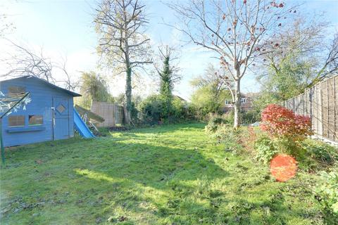 15 Bushey Road, Ickenham, Uxbridge, UB10 8JS