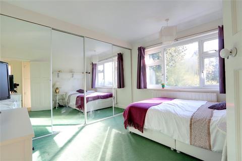 31 The Grove, Ickenham, Uxbridge, UB10 8QJ